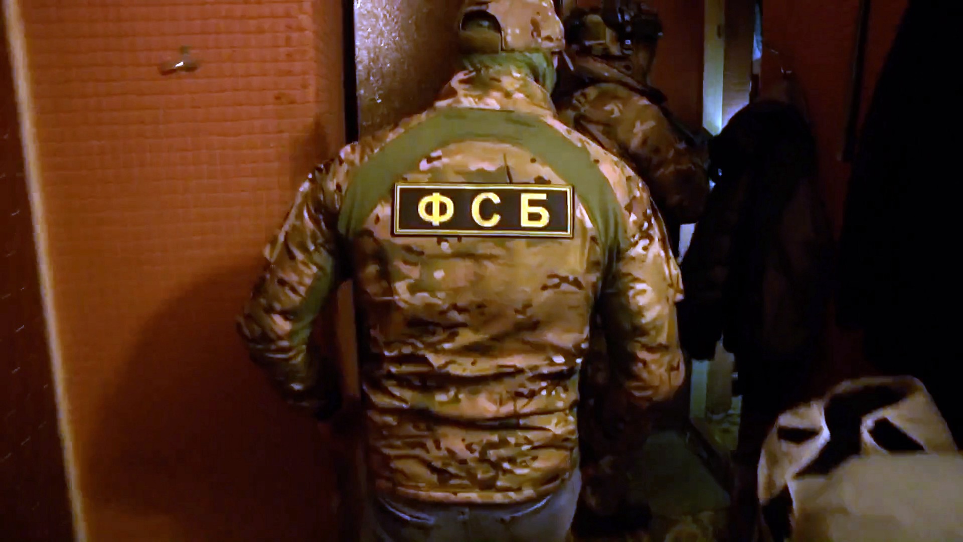 ФСБ задержала жителя Приморья за передачу ГУР Украины данных об уязвимых местах на ж/д путях