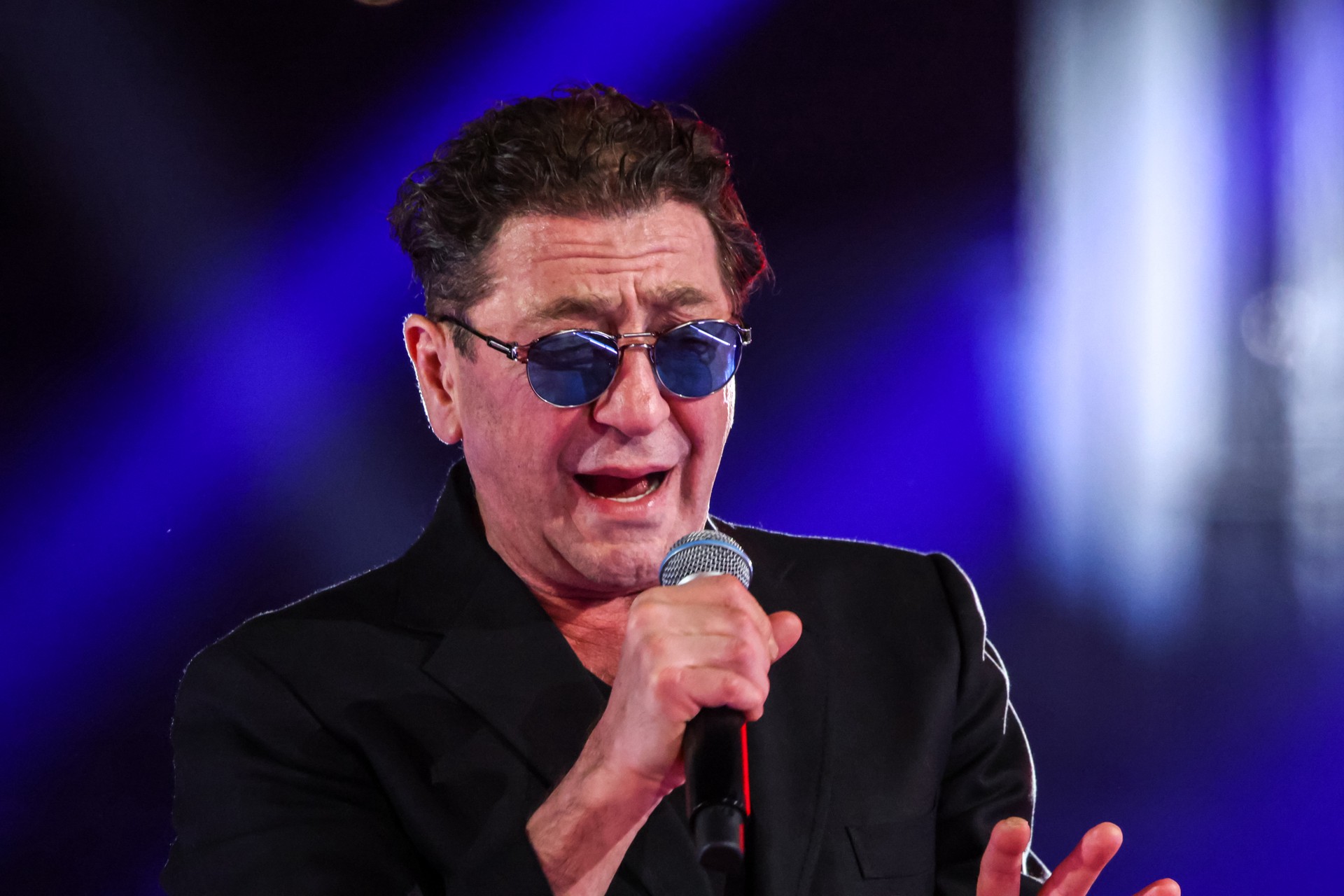 Лепс шуткой ответил на вопрос о гонорарах Кадышевой