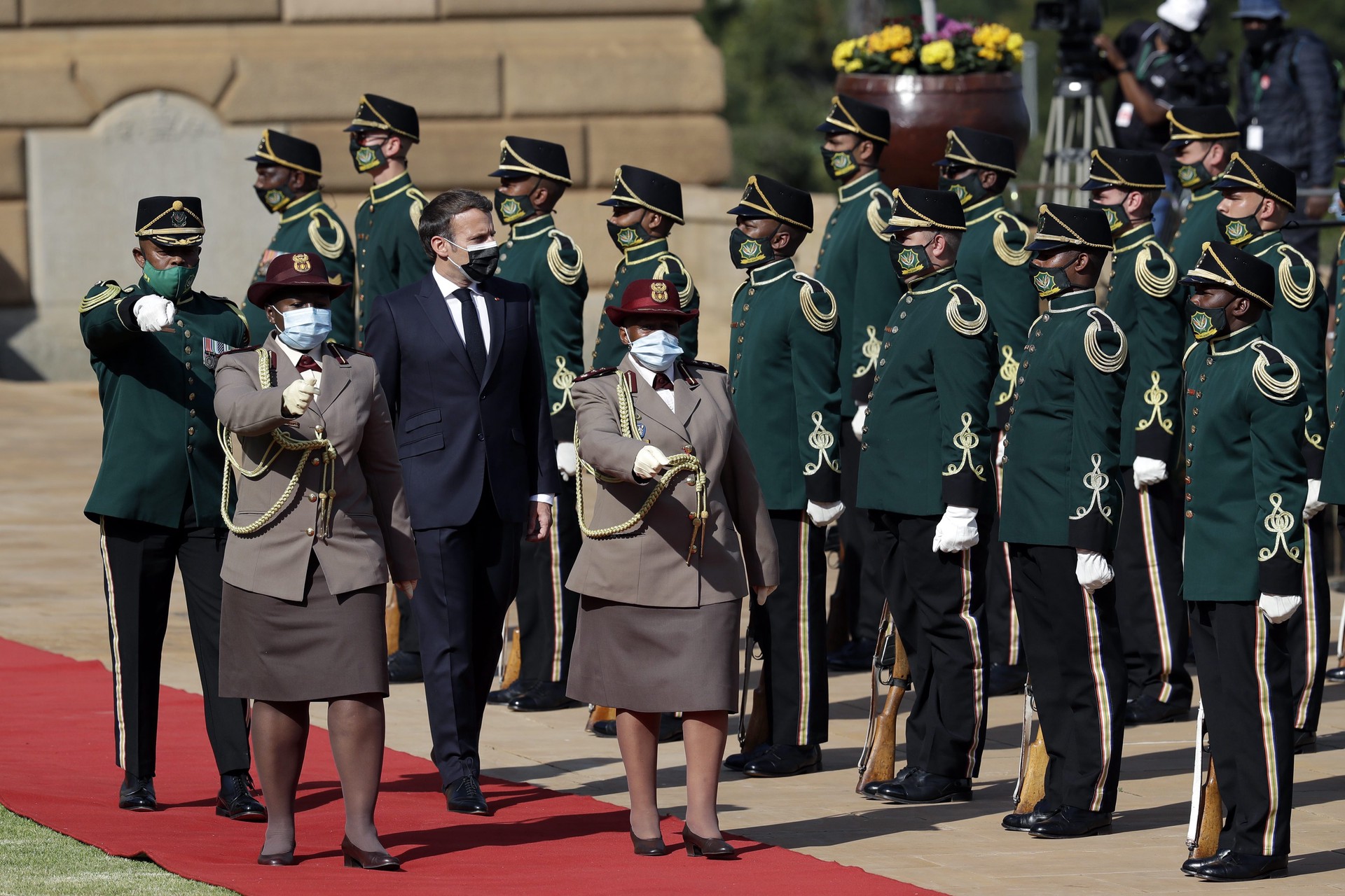 Макрону места не осталось: как Париж пытается уменьшить влияние России в Африке