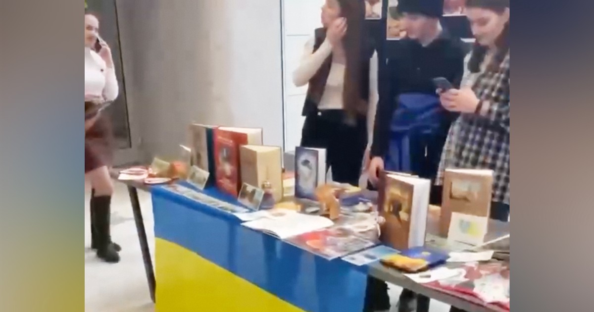 Минобрнауки проведёт служебную проверку в РУДН из-за ситуации с украинскими флагами