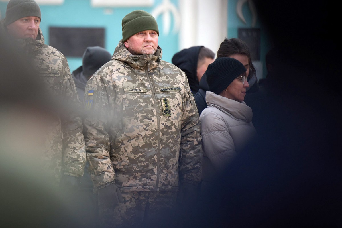 Залужный впервые появился на публике после слухов о его гибели