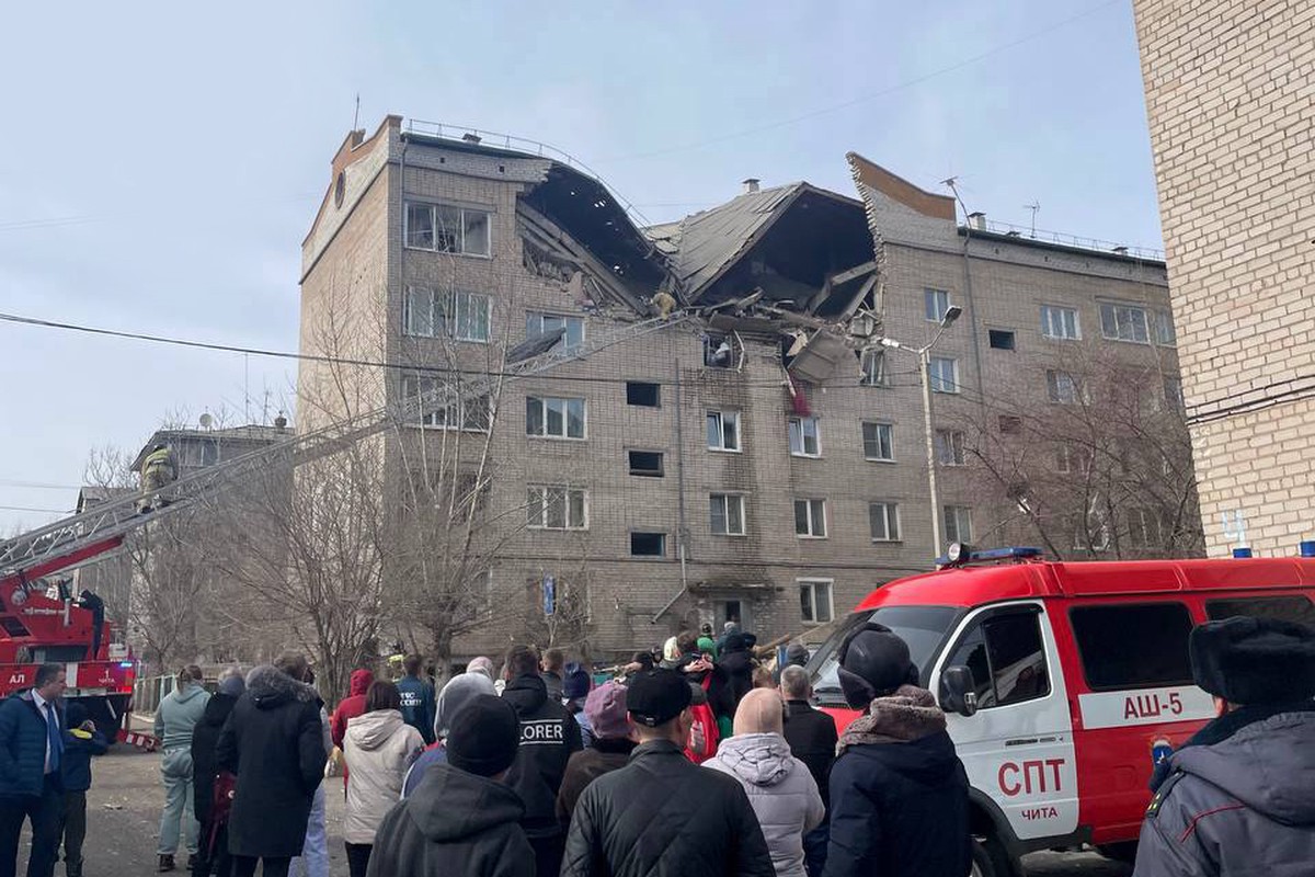 В Чите в подъезде жилого дома взорвался газ