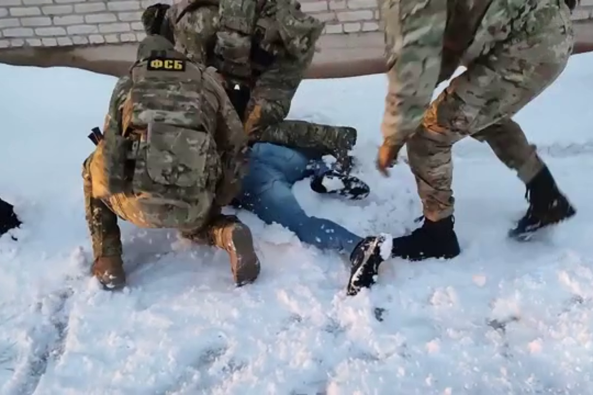 Злая отрава: что превращает молодых людей в проукраинских террористов