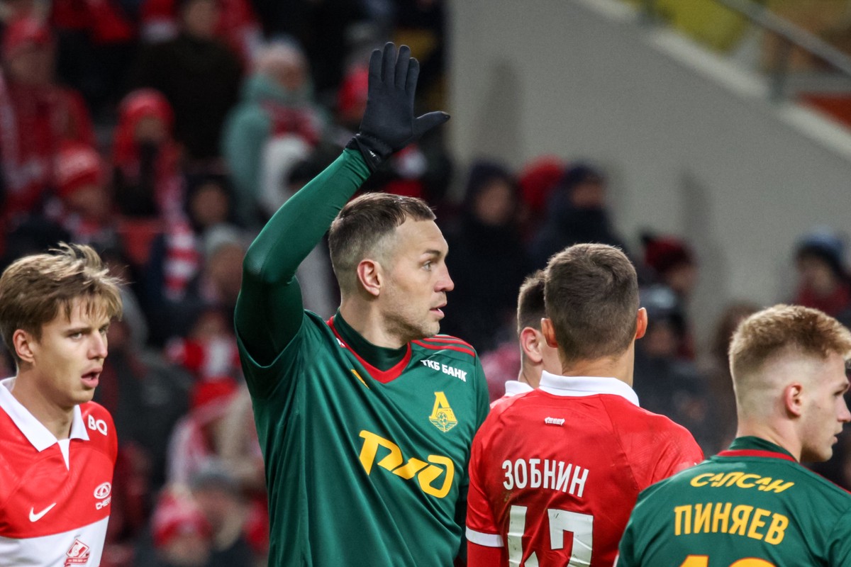 Главный тренер «Локомотива» высказался об игре Дзюбы