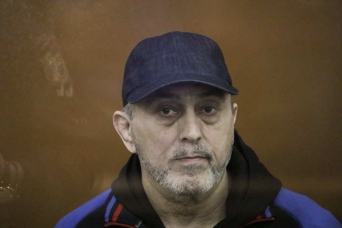 Экс-полицейский из Дагестана получил пожизненный срок по делу о терактах в метро Москвы в 2010 году