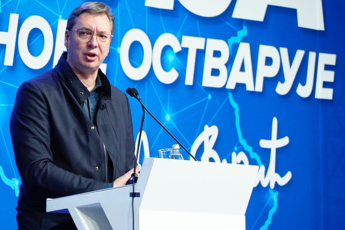 Президент Сербии Вучич пообещал не подписывать ни один закон в поддержку ЛГБТ
