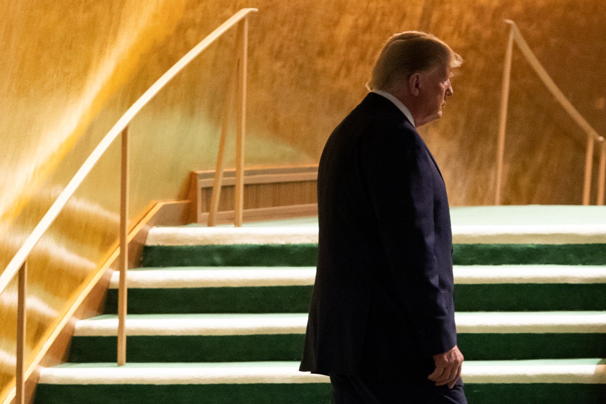 Трамп и Клинтон оказались в опубликованных документах по делу Джеффри Эпштейна 