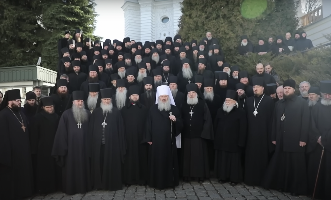 Пещерные в Лавре: почему киевская власть не оставила монахов в покое 