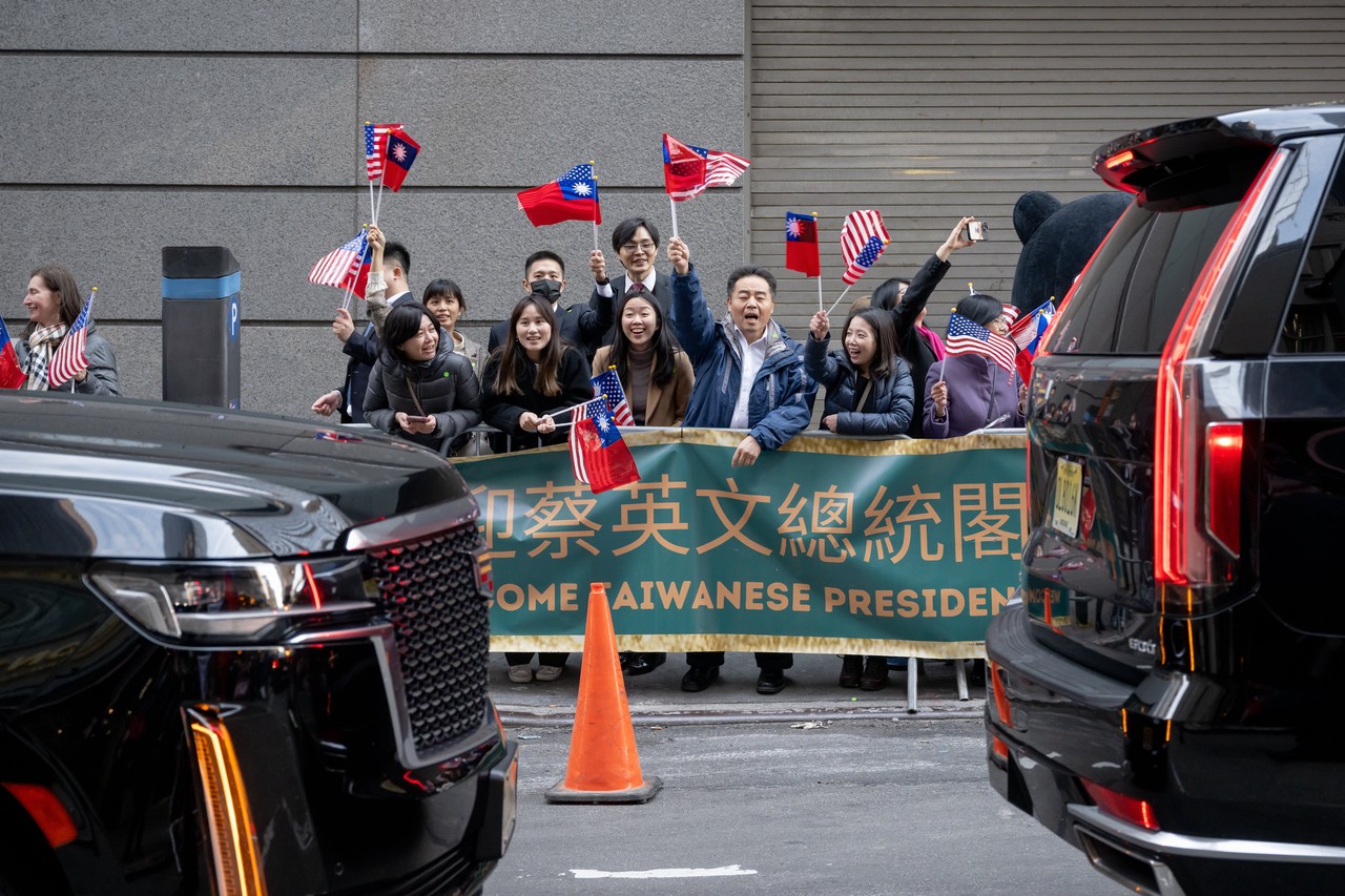 Красная тряпка для Китая: чем ответит Пекин на визит главы администрации Тайваня в США