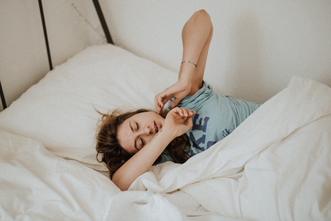 Врачи рассказали, какие аксессуары помогут улучшить качество сна