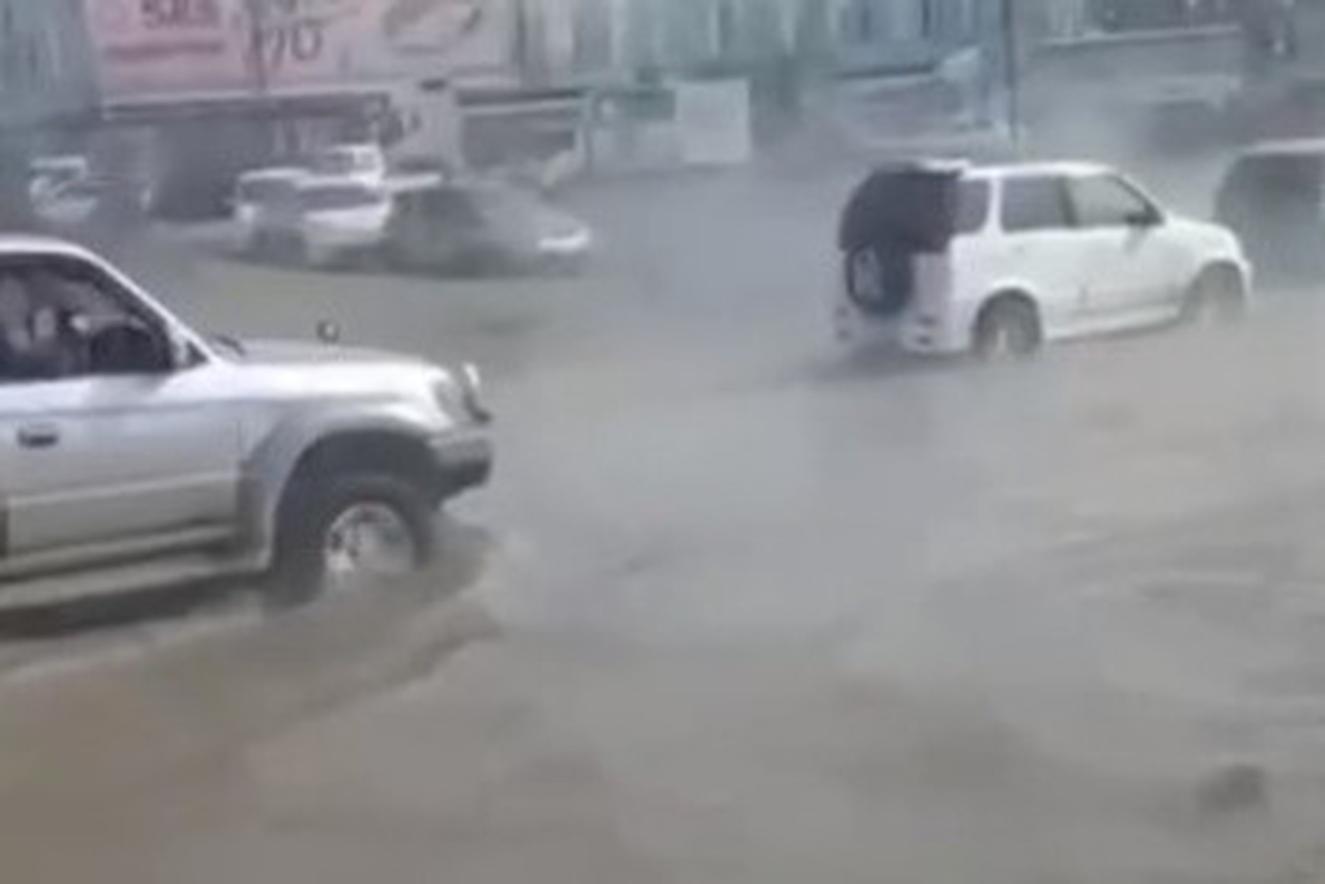 Во Владивостоке коммунальная авария оставила без горячей воды порядка 30 тысяч жителей