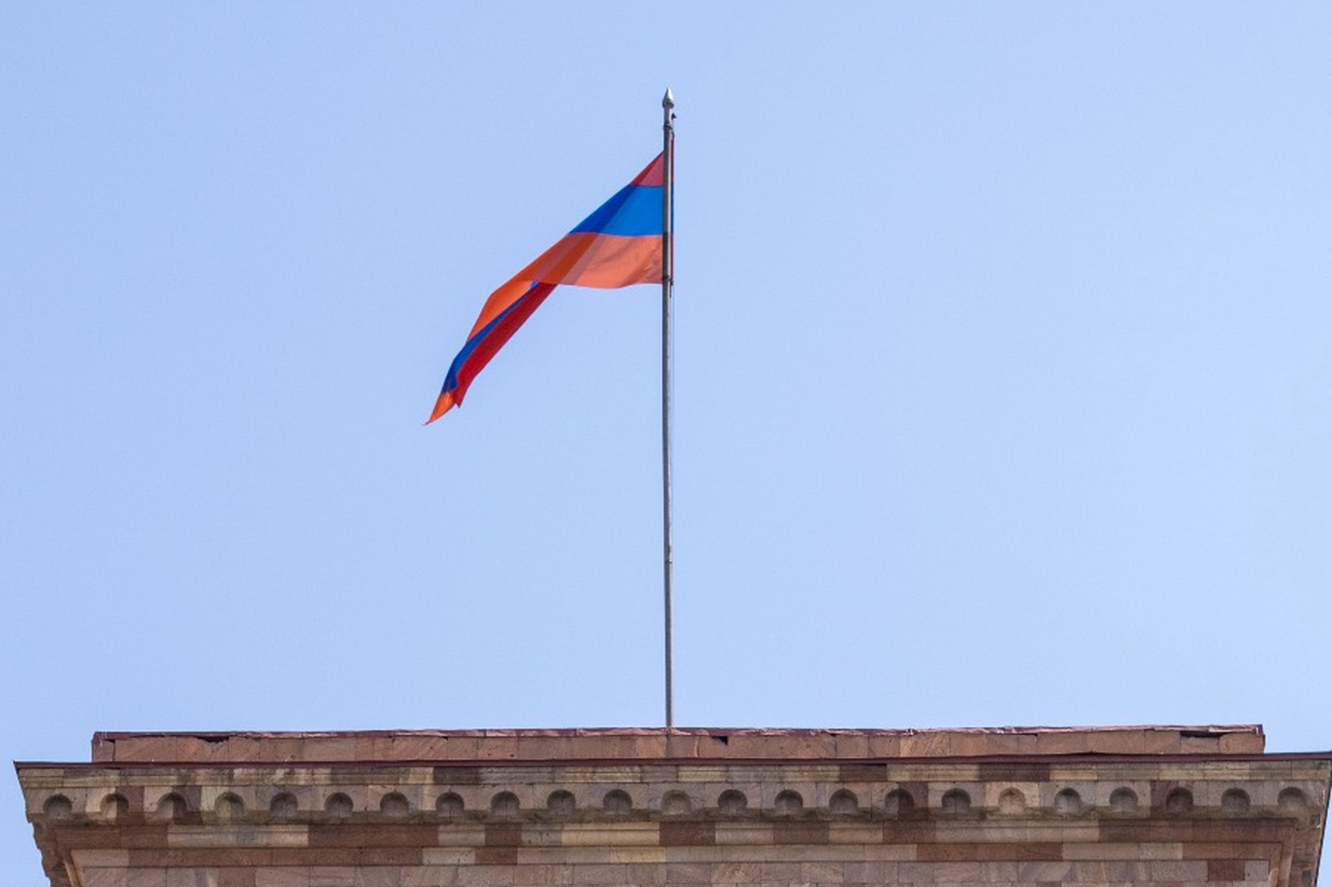NYT: Армения осталась «брошенной на произвол судьбы»