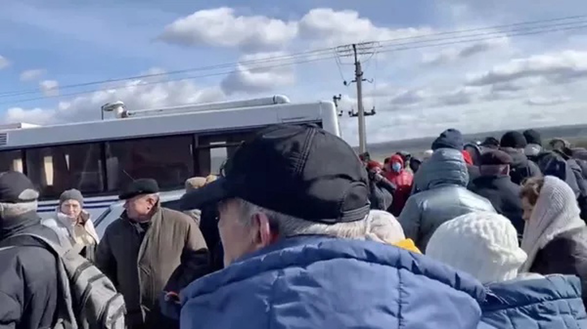 В Молдавии полиция задерживает транспорт с людьми, направляющимися на протесты в Кишинев
