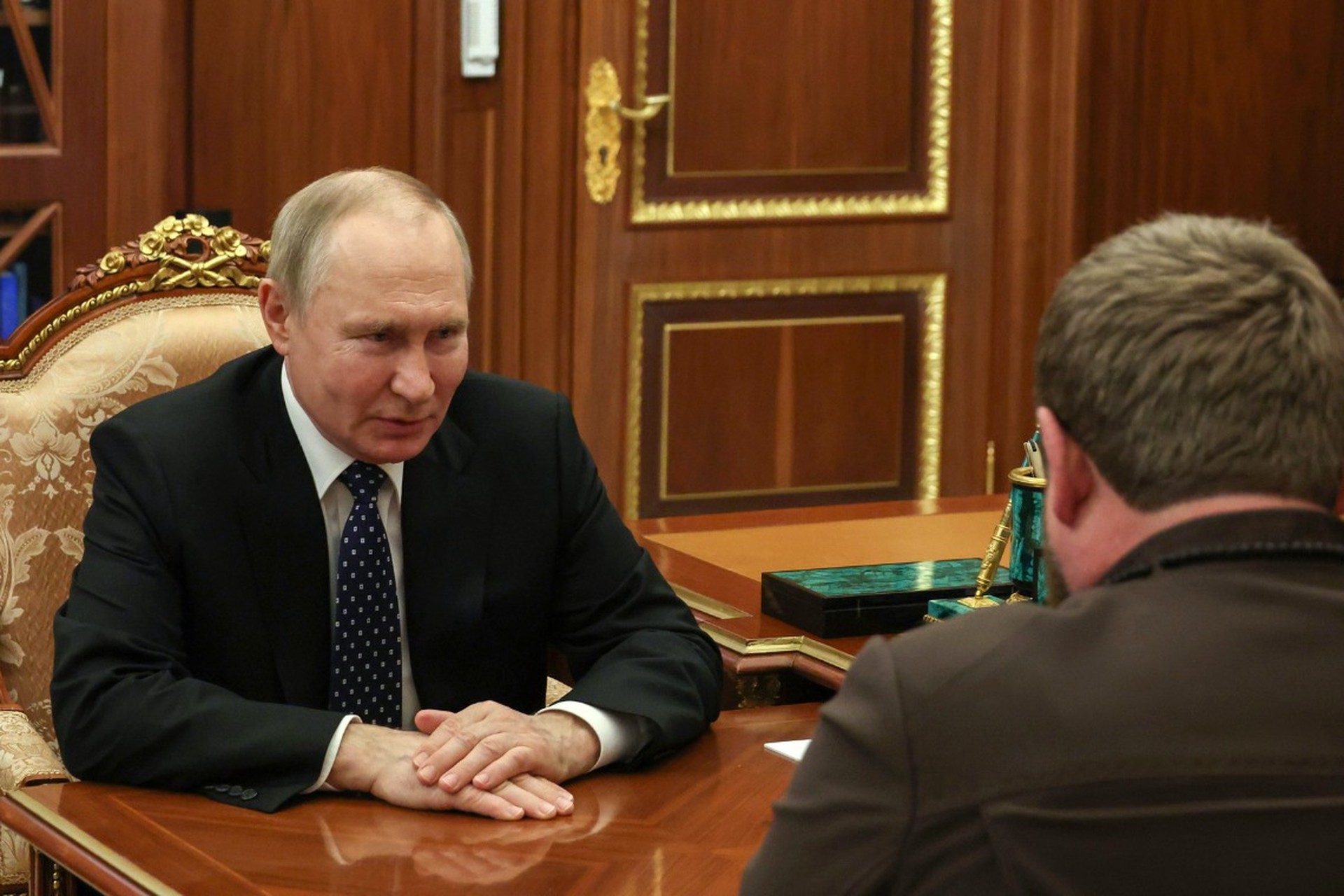 Путин поспорил с Кадыровым об источниках благосостояния Чечни