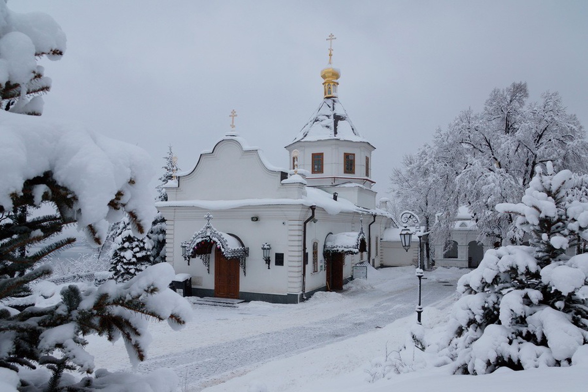 В РПЦ объяснили, почему Киев хочет уничтожить Украинскую православную церковь