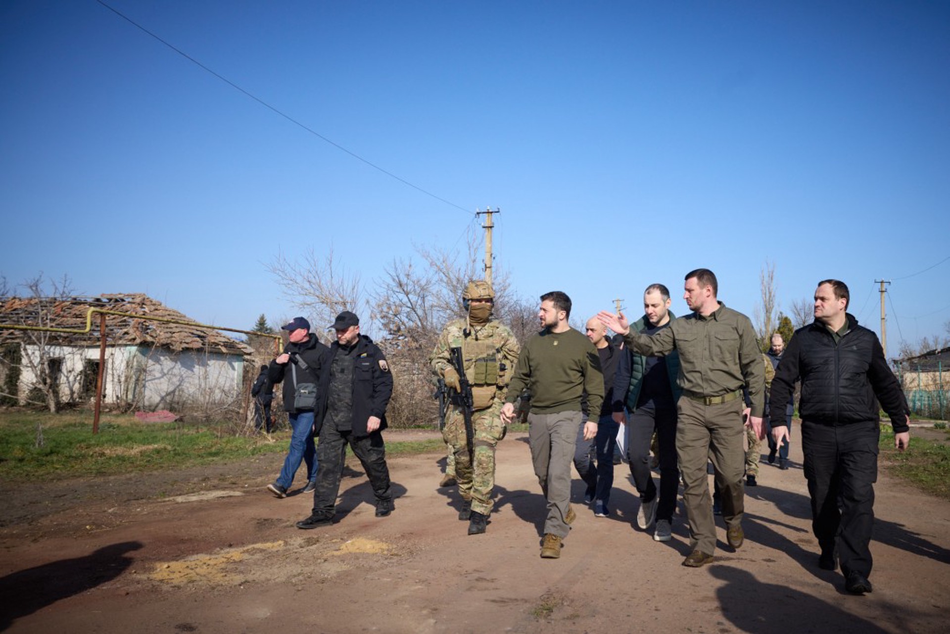 Сенатор Джабаров не исключил расправу над Зеленским со стороны украинских военных