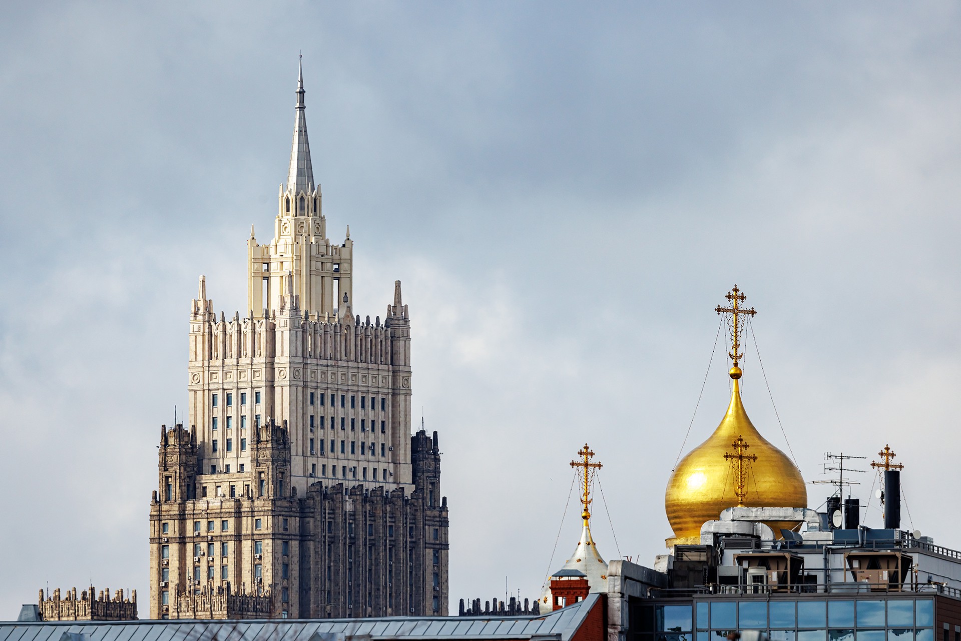 МИД РФ: Москва считает провальной конференцию по Украине в Швейцарии
