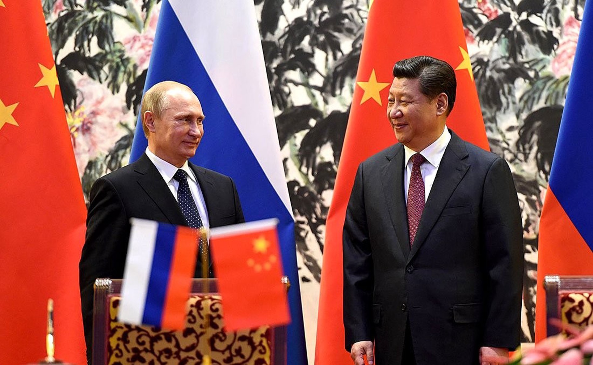 В Кремле опровергли сообщения о том, что Си Цзиньпин предостерегал Путина от применения ядерного оружия