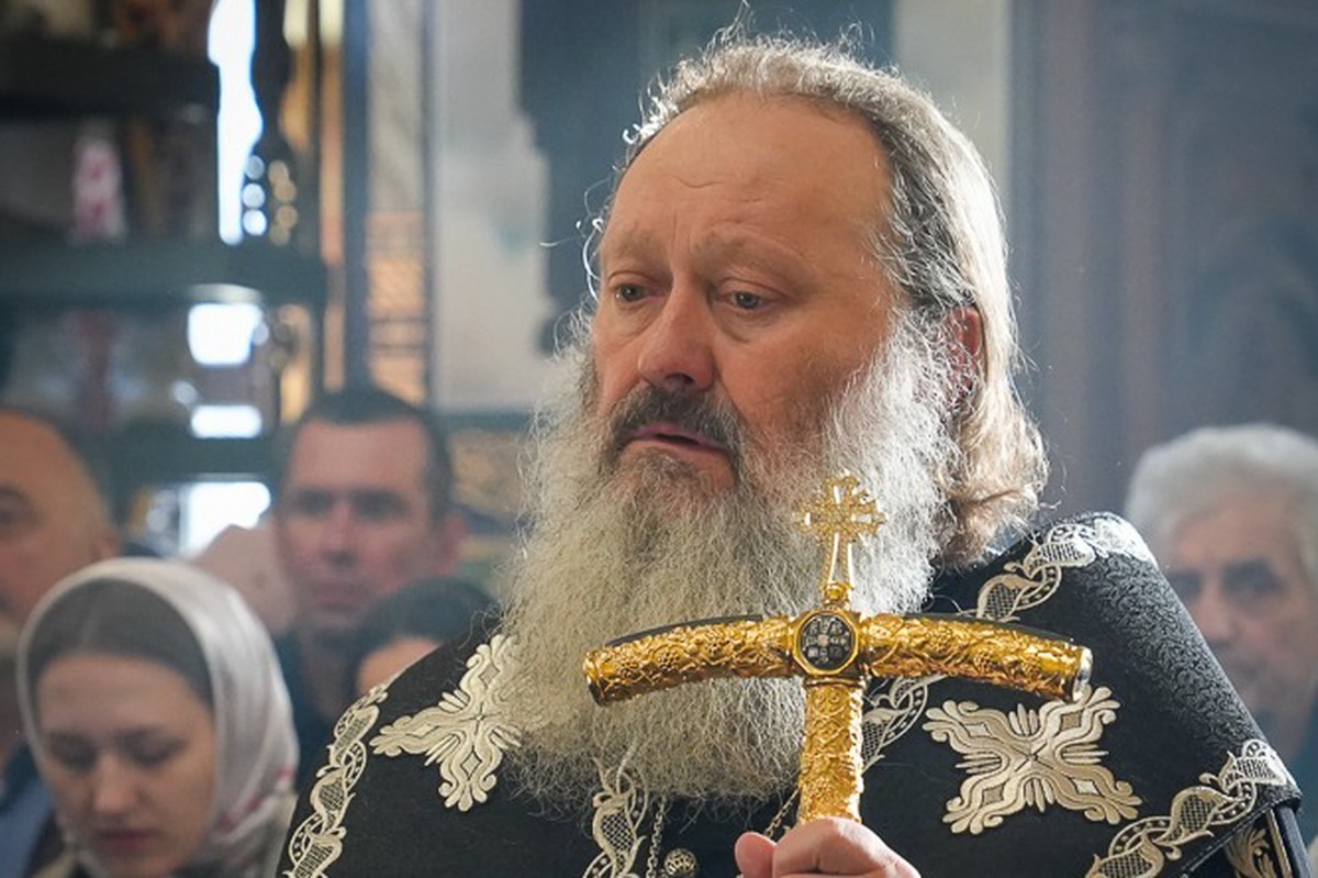 Наместник Киево-Печерской лавры госпитализирован 