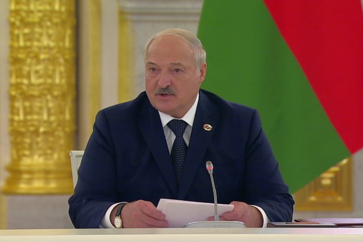«Наскоком решили нас взять»: Лукашенко заявил о военном давлении со стороны западных стран