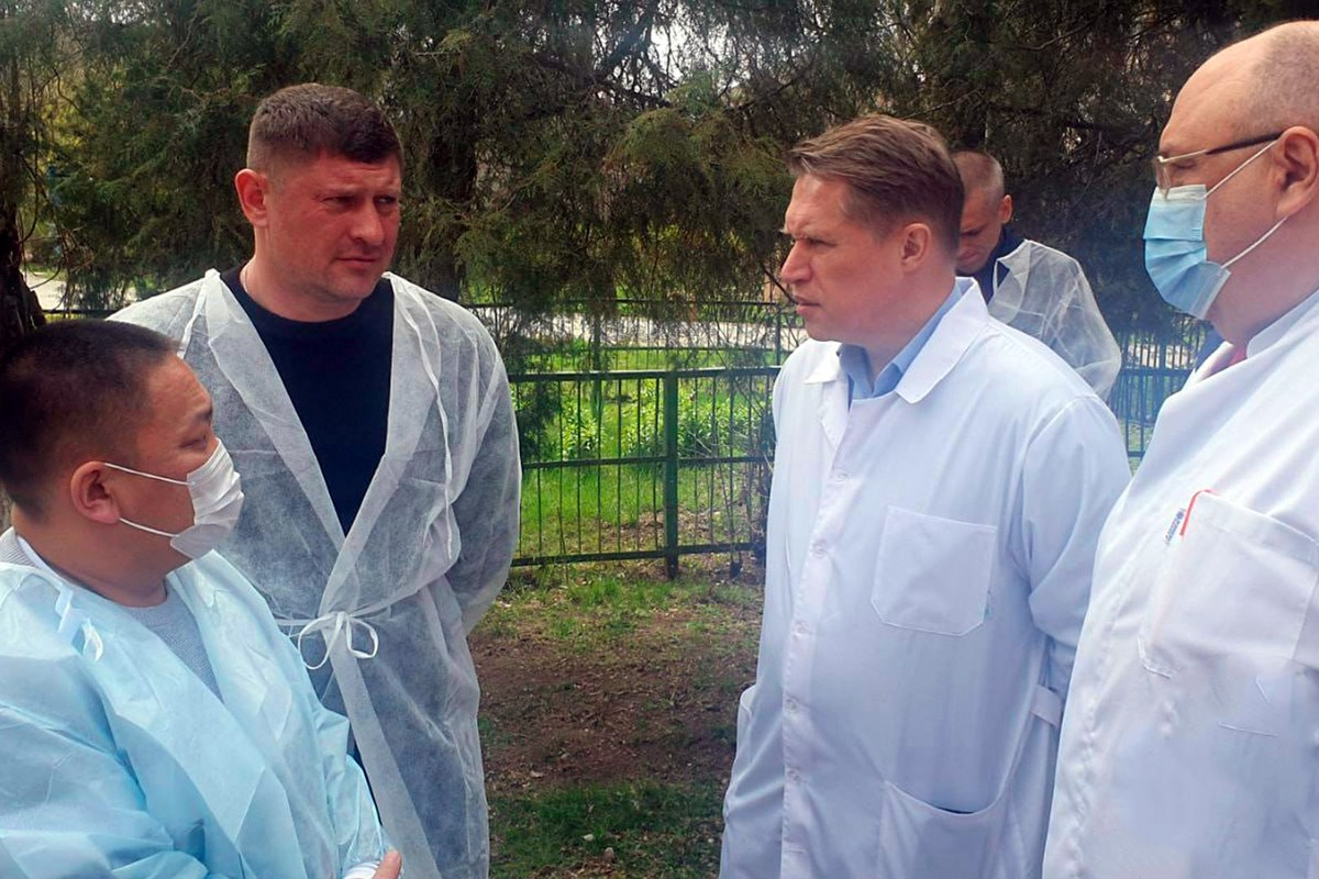 Глава Минздрава РФ Мурашко побывал в Запорожской и Херсонской областях