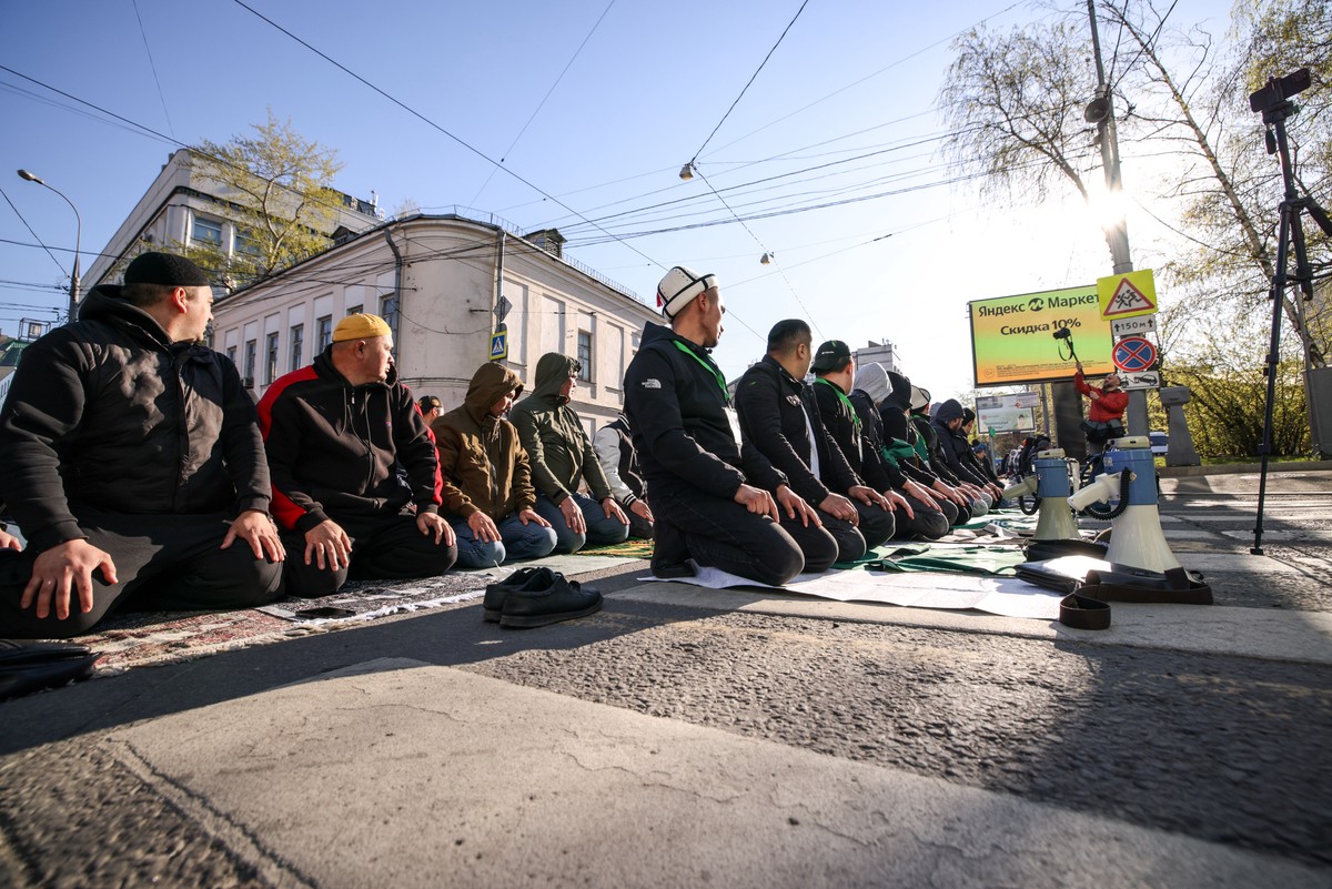 Муфтий Москвы опроверг слухи о том, что Ураза-байрам в столице пройдёт в онлайн-режиме