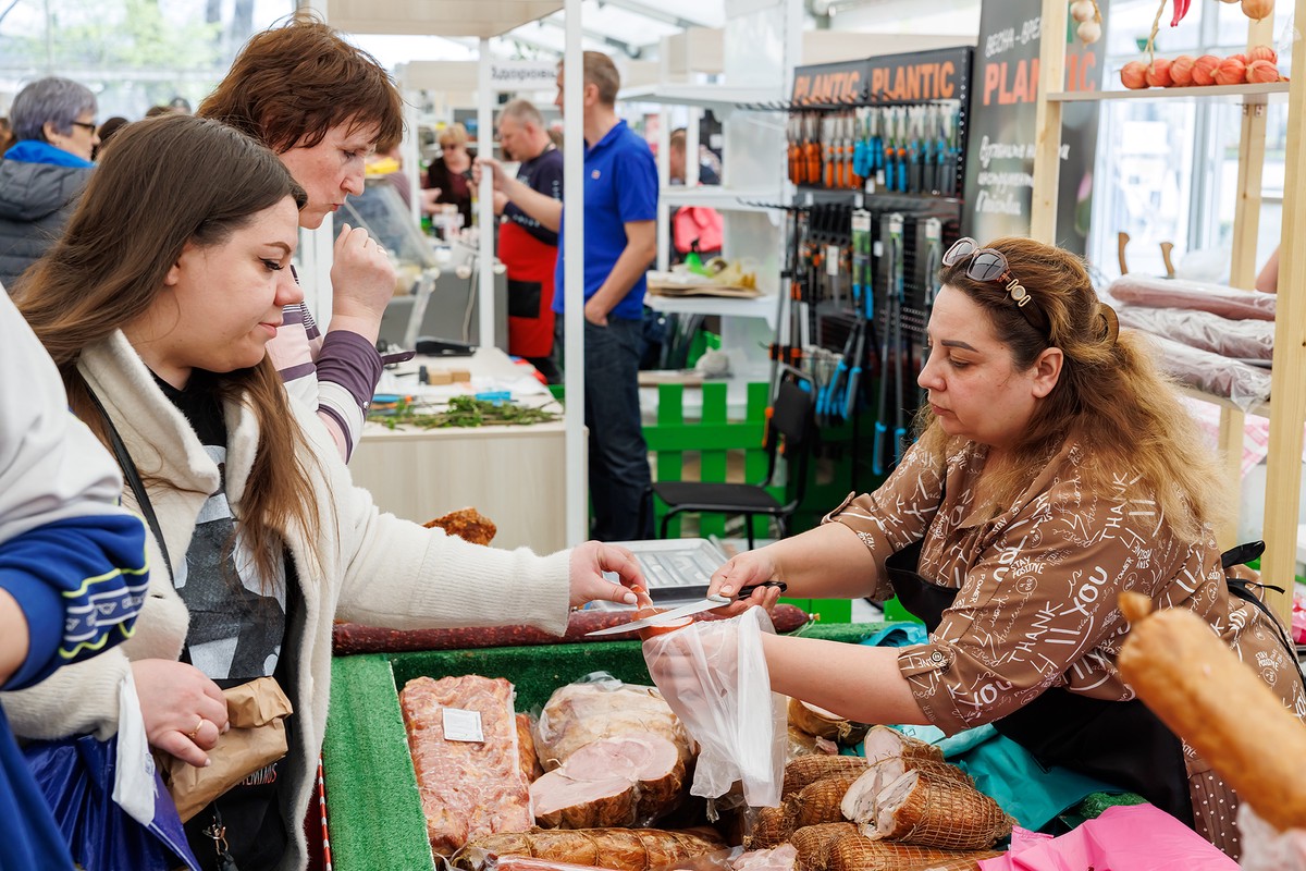 Названы признаки опасного мяса, которое нельзя покупать