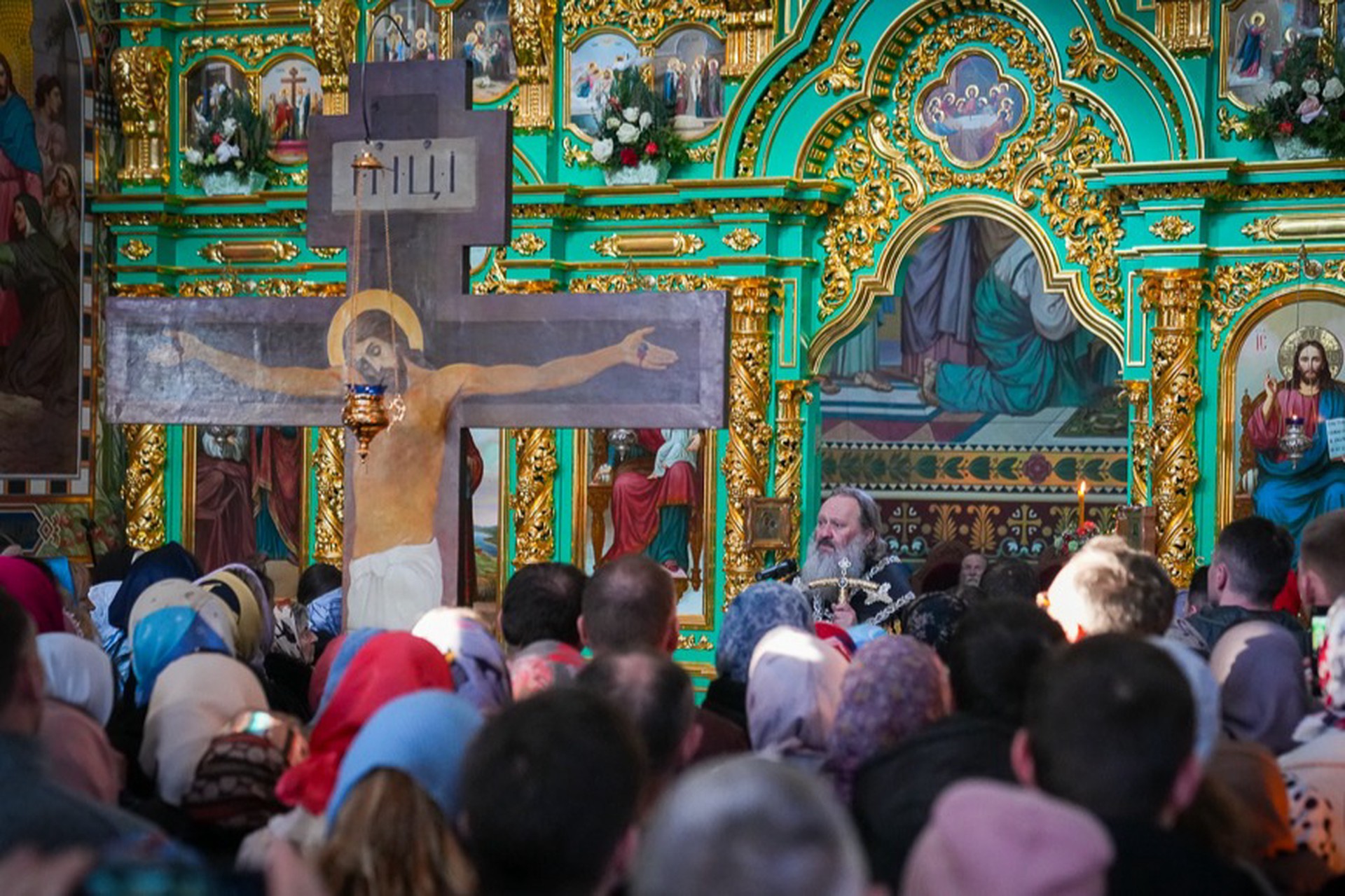 У лавры украл: что киевский режим сделает с христианскими святынями