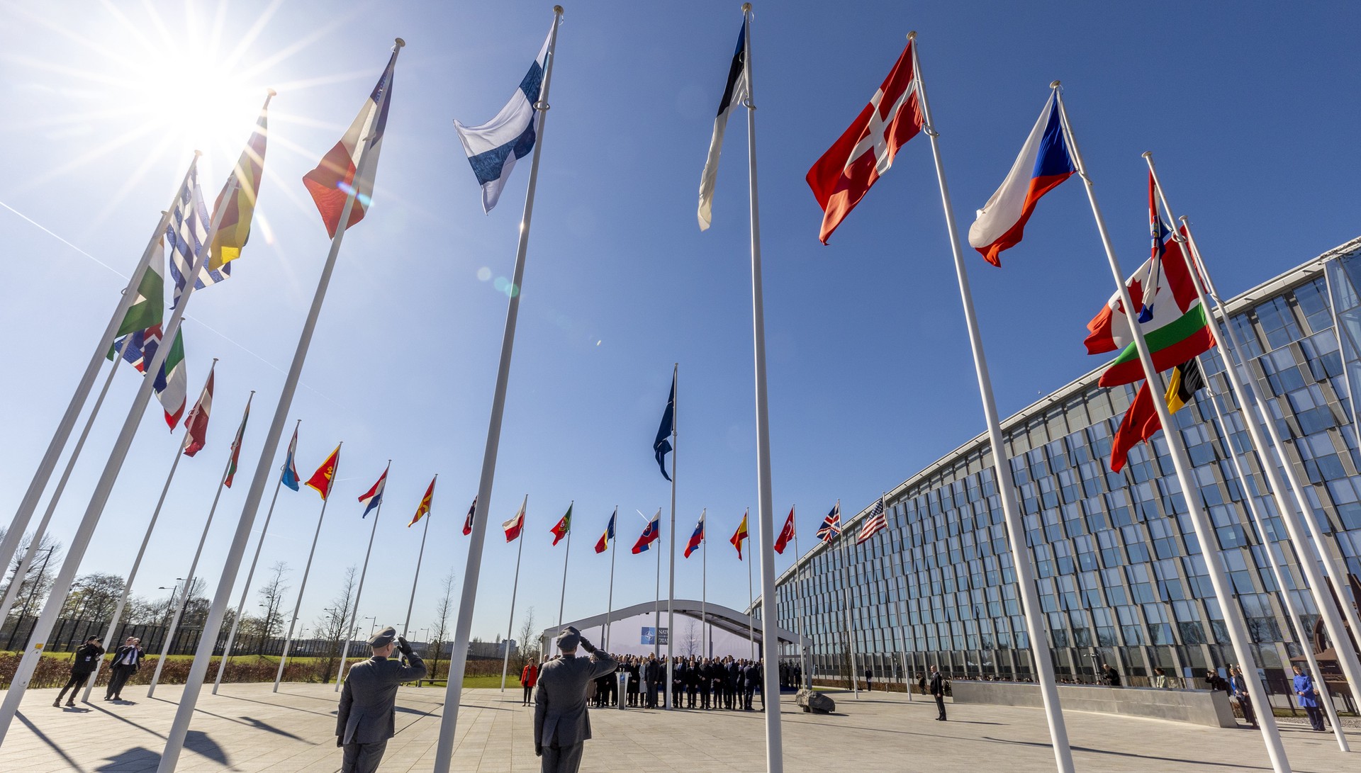 Politico: страны НАТО надеются на нормализацию отношений с Россией