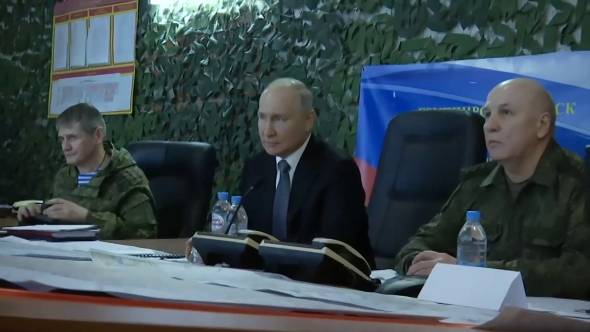 Военный эксперт объяснил причину посещения Путиным штабов в ЛНР и Херсонской области