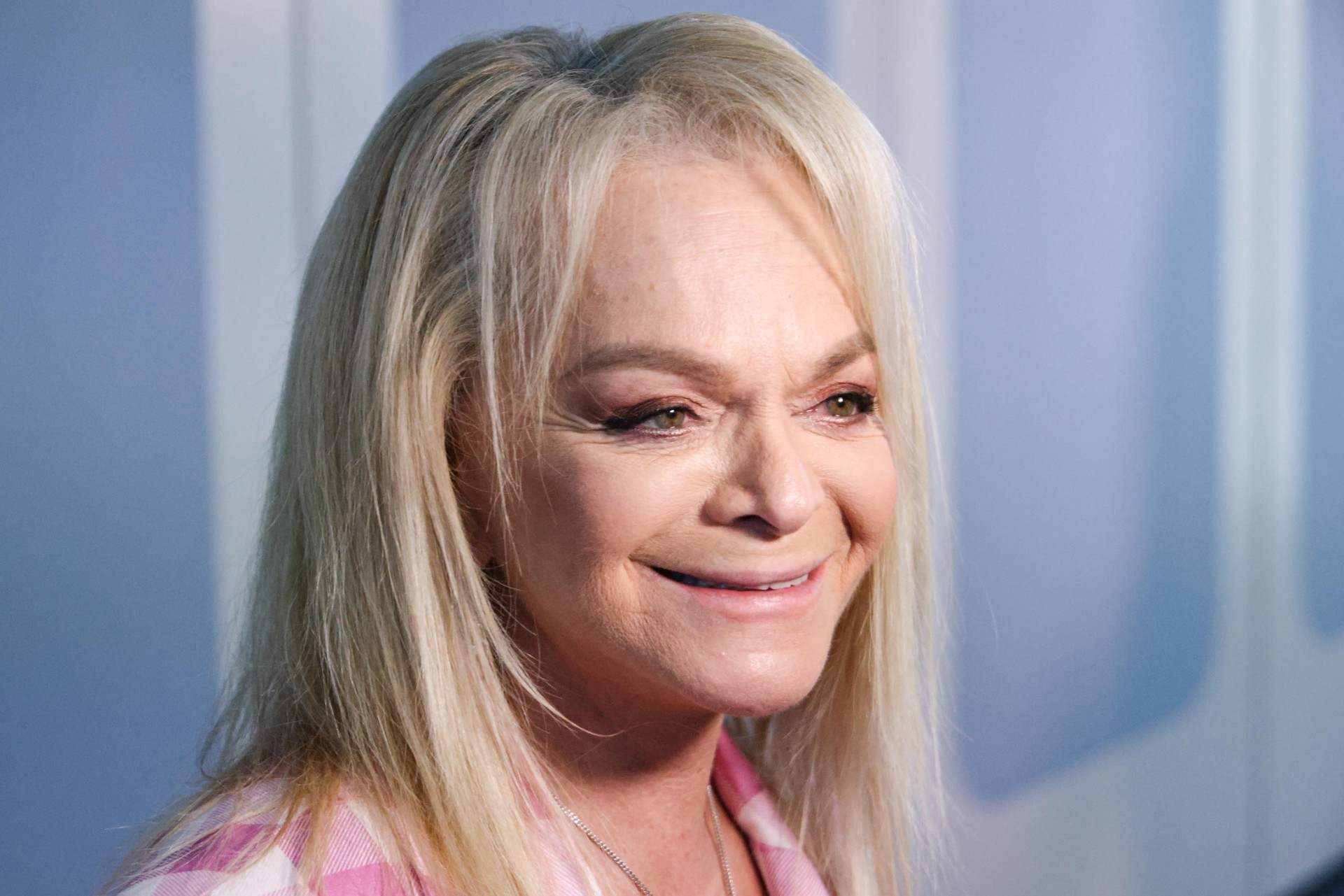 Суд не вернет в прокуратуру дело о мошенничестве с квартирой Ларисы Долиной