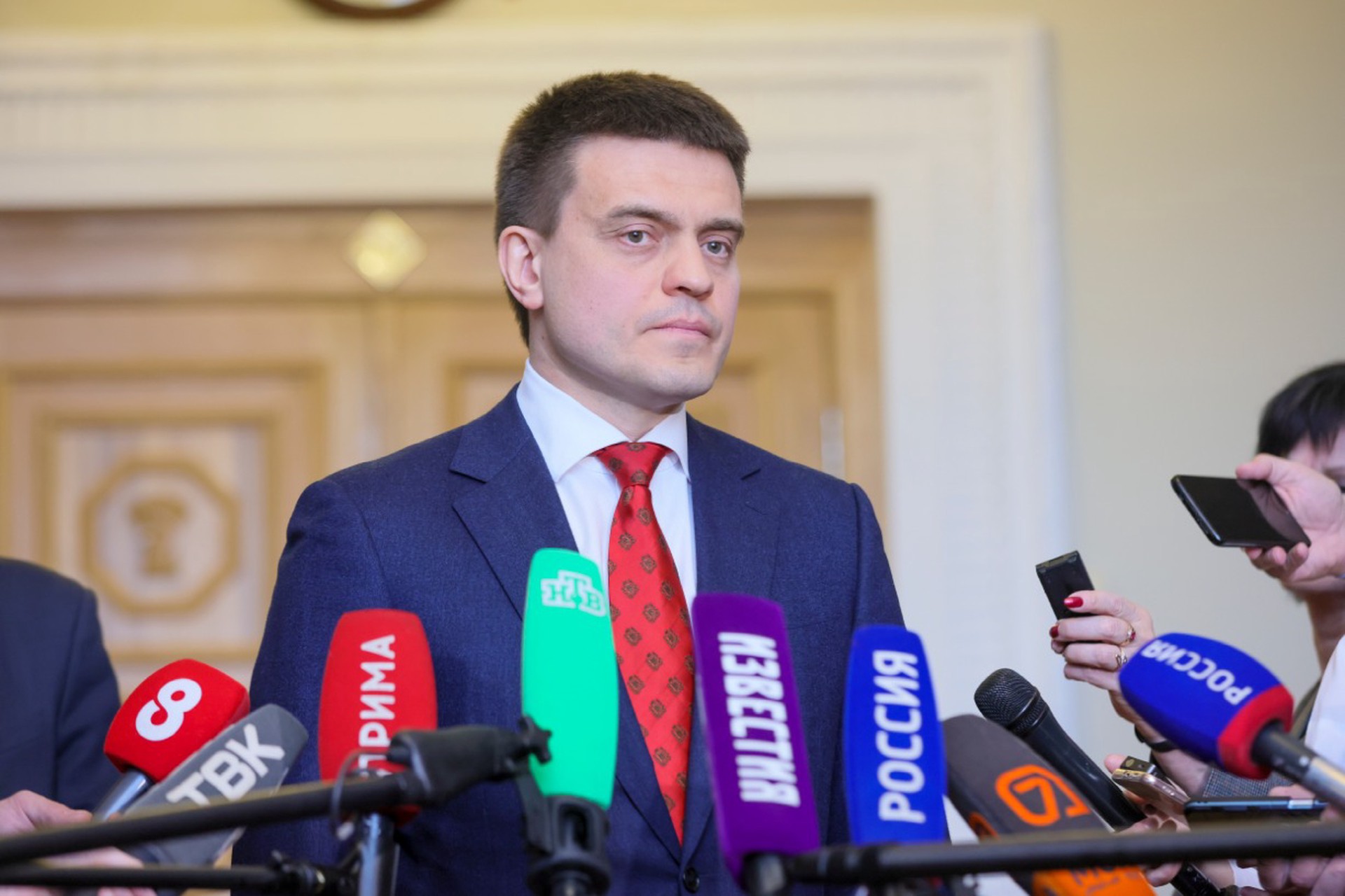 Врио главы Красноярского края Котюков отправил в отставку региональное правительство