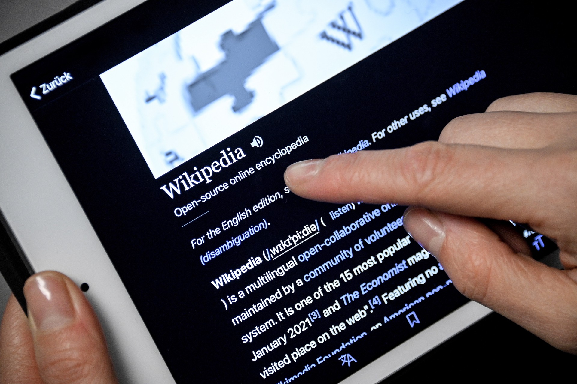 «Википедию» оштрафовали еще на 800 тысяч рублей за неудаление «фейков» о спецоперации