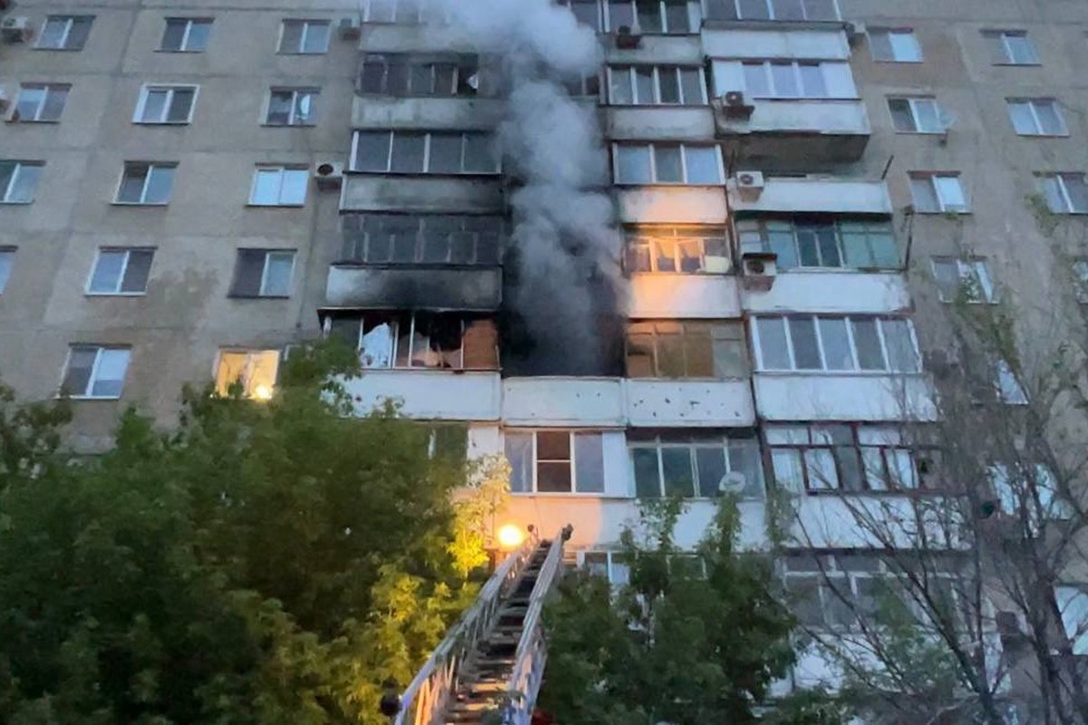 При взрыве газа в доме в Энгельсе Саратовской области пострадали два человека