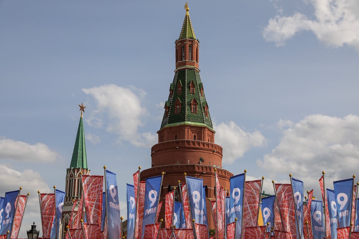 В Госдуме напомнили о порядке выплат гражданам РФ перед майскими праздниками
