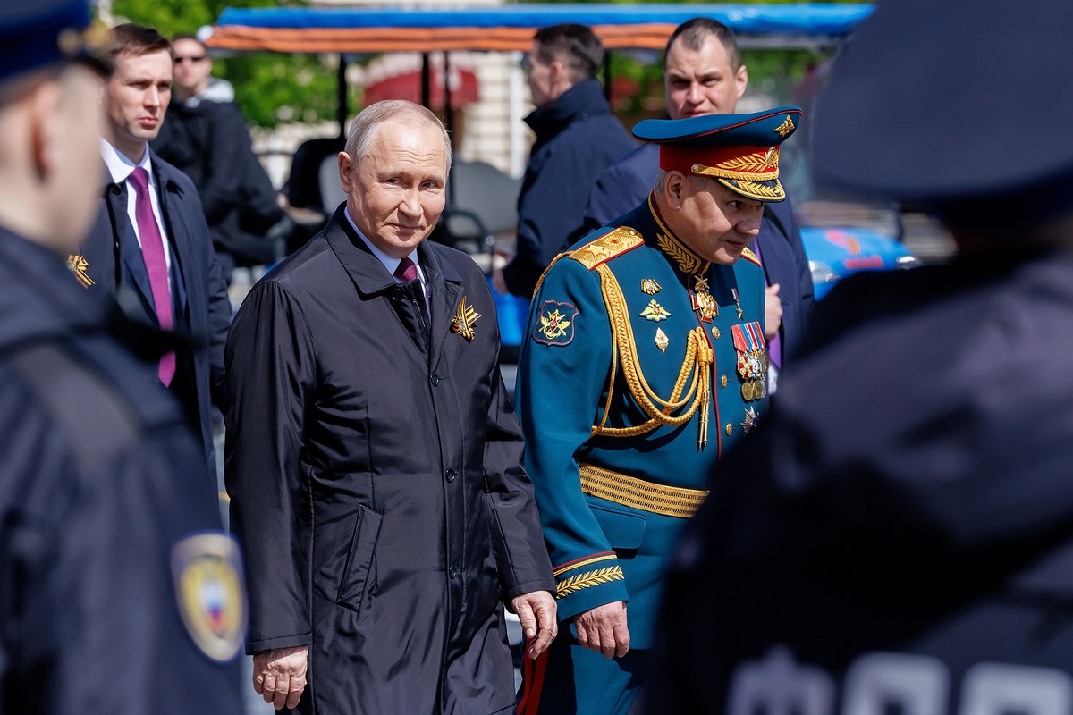 Песков: Шойгу представил Путину детальный доклад о героическом бое под Урожайным