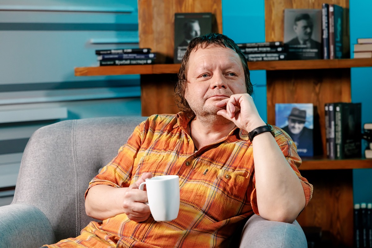«Одним миром мазаны»: лидер «Бахыт-Компота» объяснил, кто и зачем пытается вернуть Пугачёву