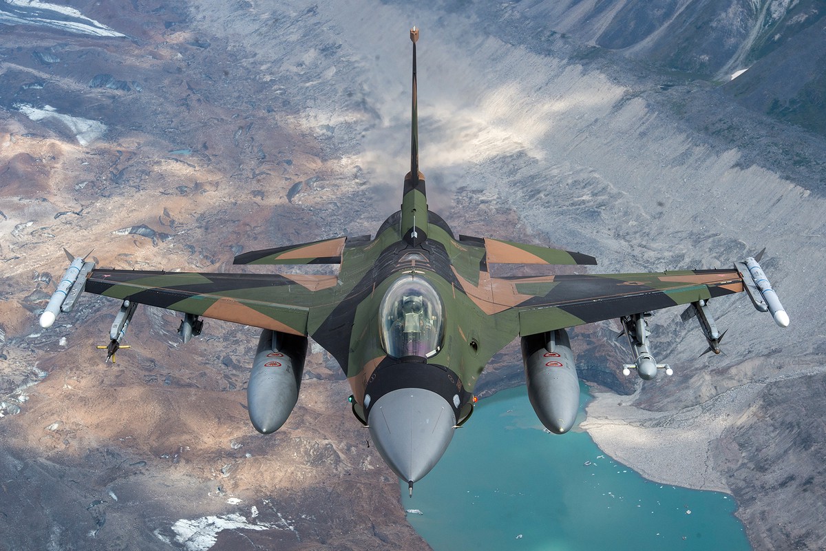 Полковник Рихтер: Россия уничтожит истребители F-16 на Украине