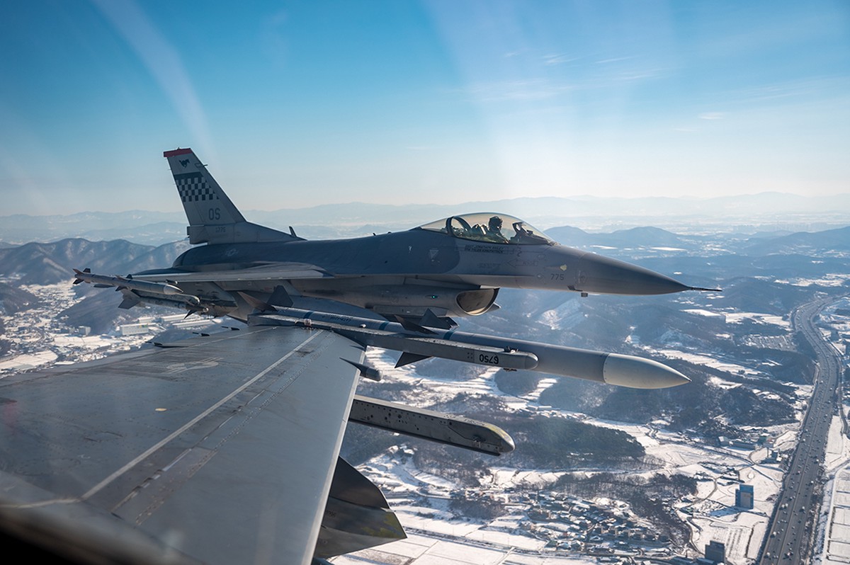 ЦПВС зафиксировал воздействие системами наведения истребителей F-16 на самолёт ВКС РФ в Сирии