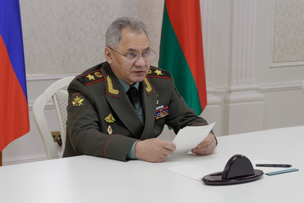 Шойгу прибыл в Белоруссию для участия в заседании ОДКБ
