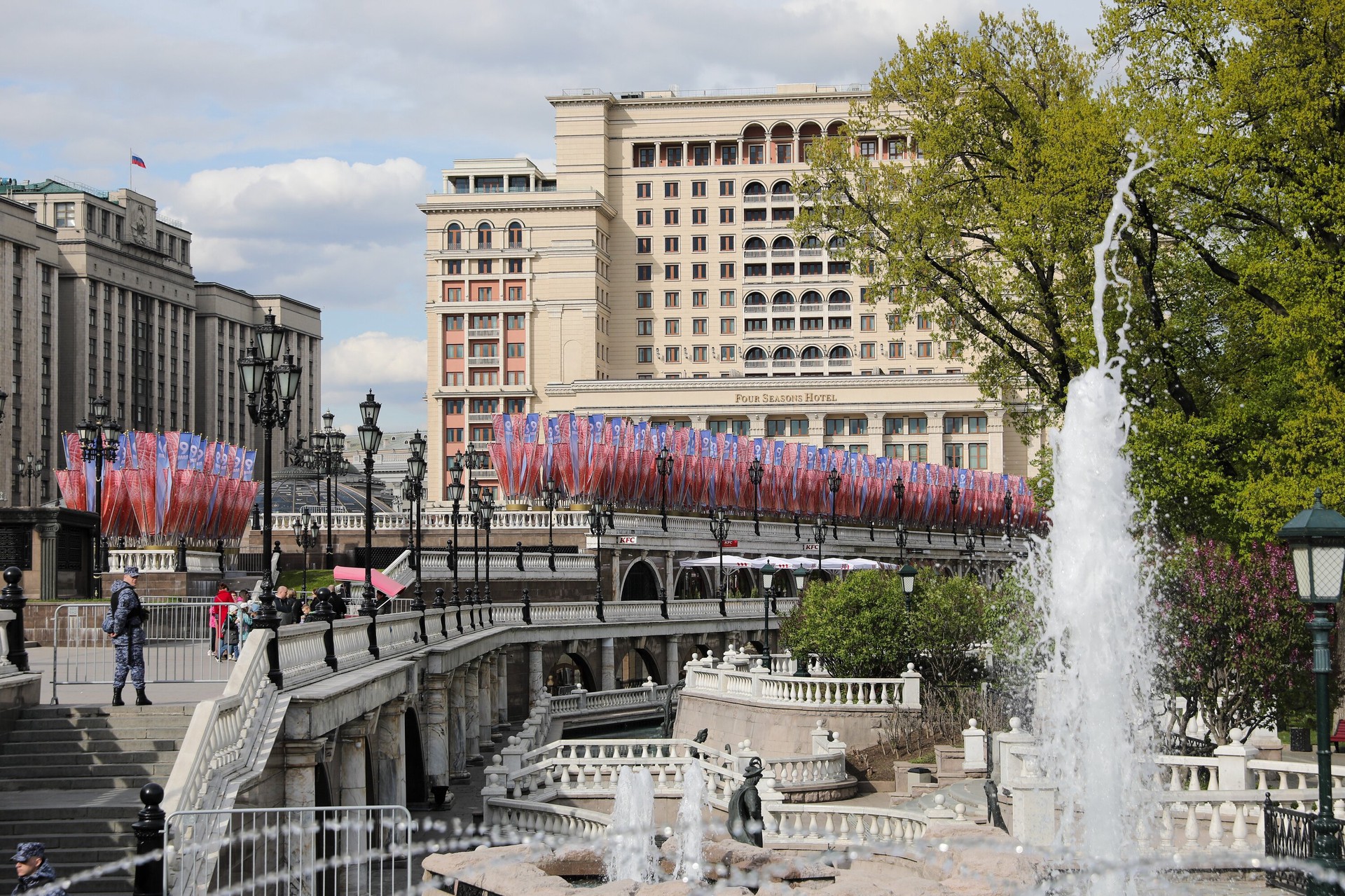 Майские праздники в 2026-м станут самыми короткими за восемь лет
