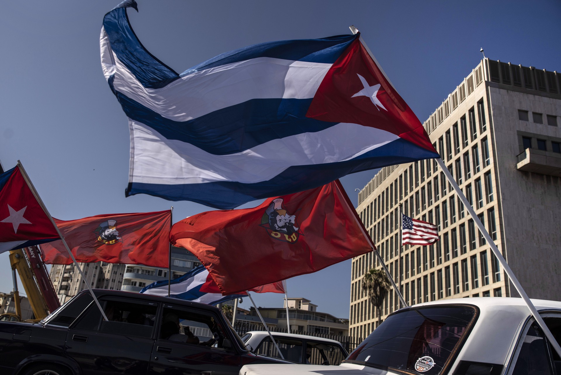 Наши на Кубе: зачем российские банки открывают отделения на Острове Свободы