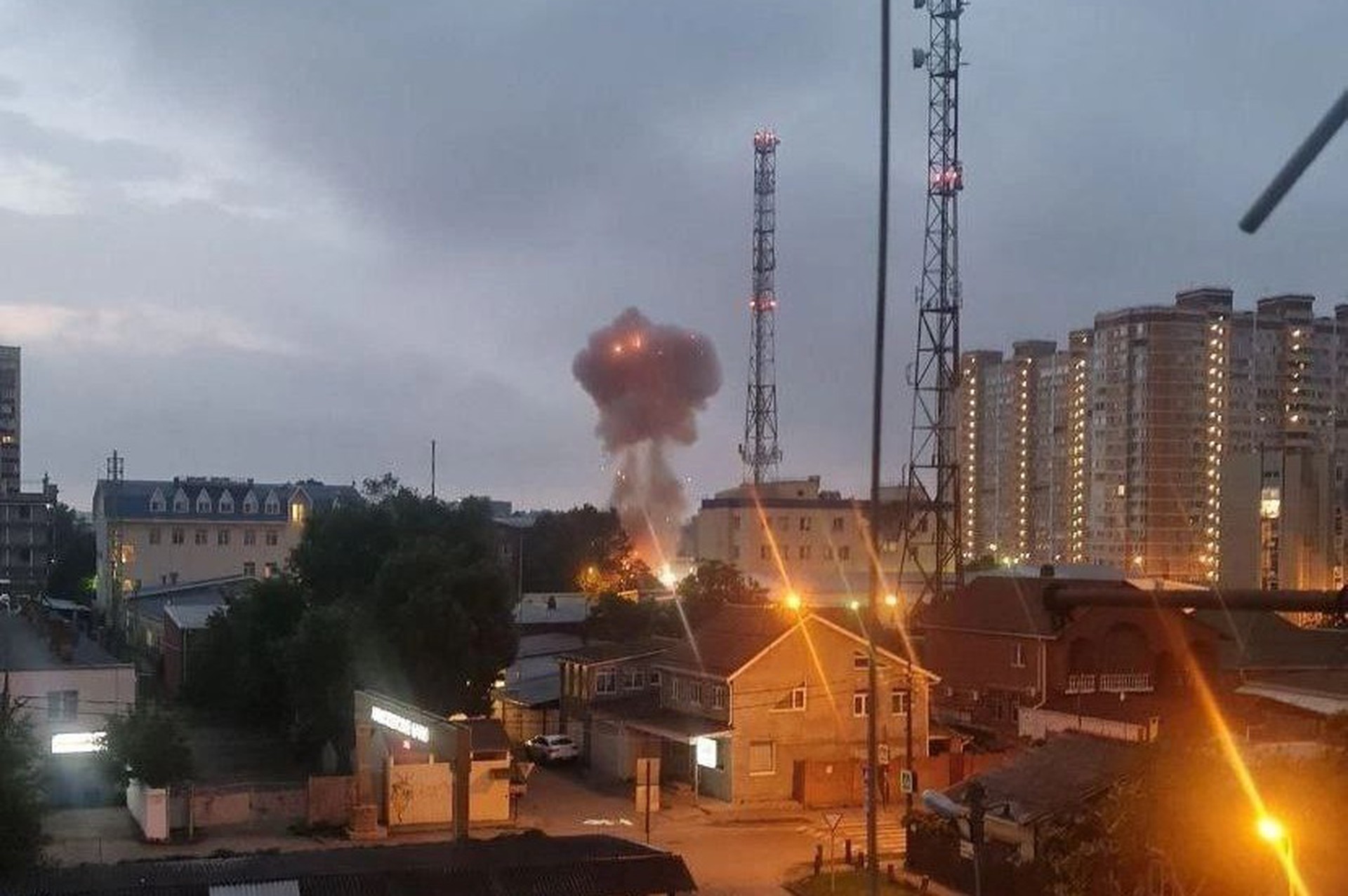 Жители Краснодара сообщили об атаке украинских БПЛА на город