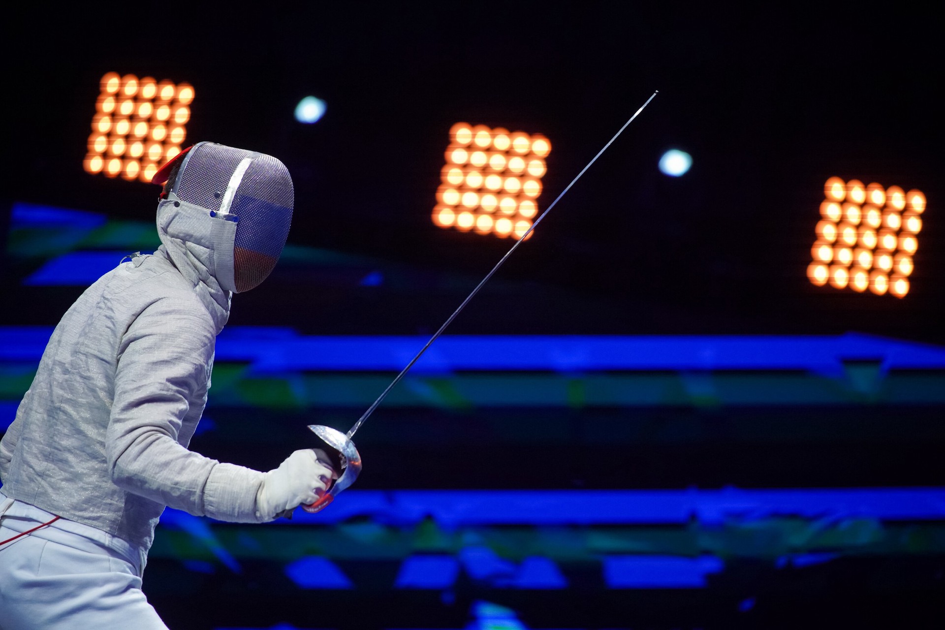 Российские фехтовальщики выступят на чемпионате мира с флагом и гимном