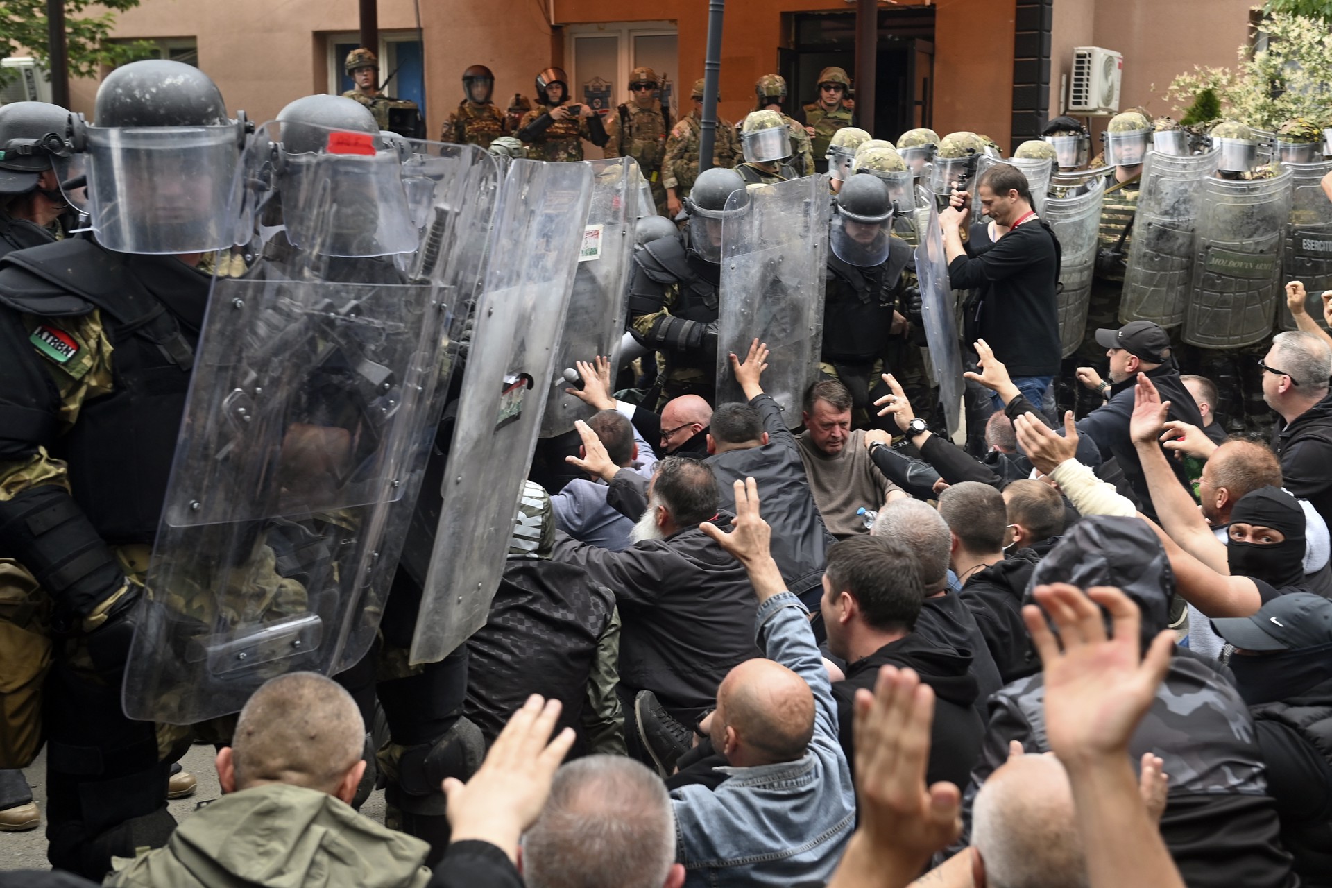 Политолог: конфликт в Косово будет продолжаться до полного изгнания сербов