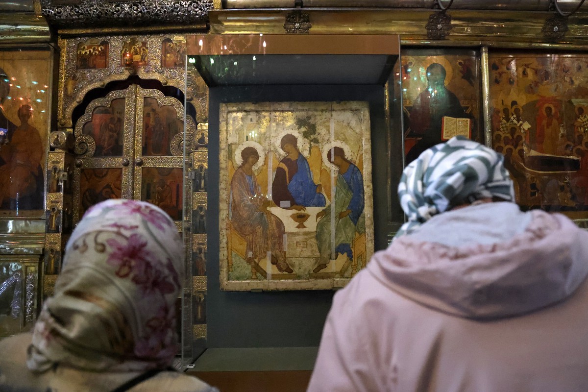 Безопасность «Троицы» будут обеспечивать Росгвардия и служба безопасности храма Христа Спасителя