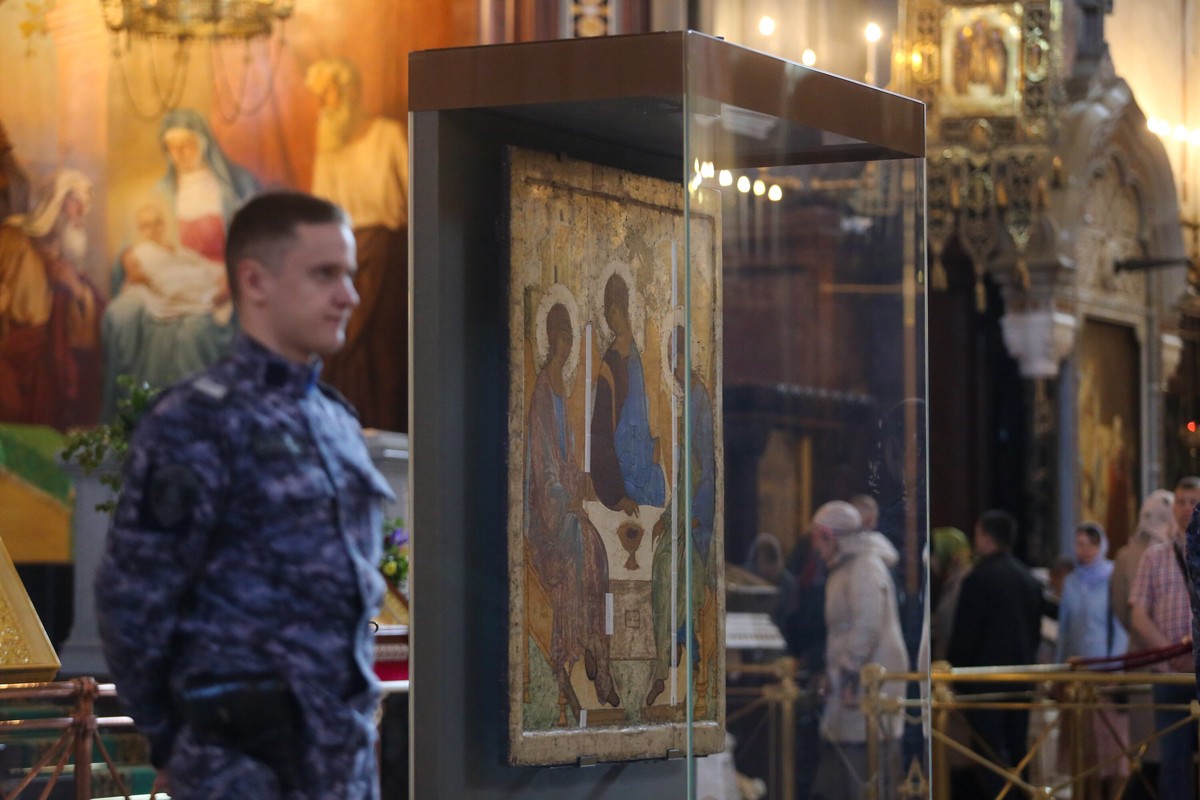 Ежедневный доступ к иконе «Троица» сократили на два часа 