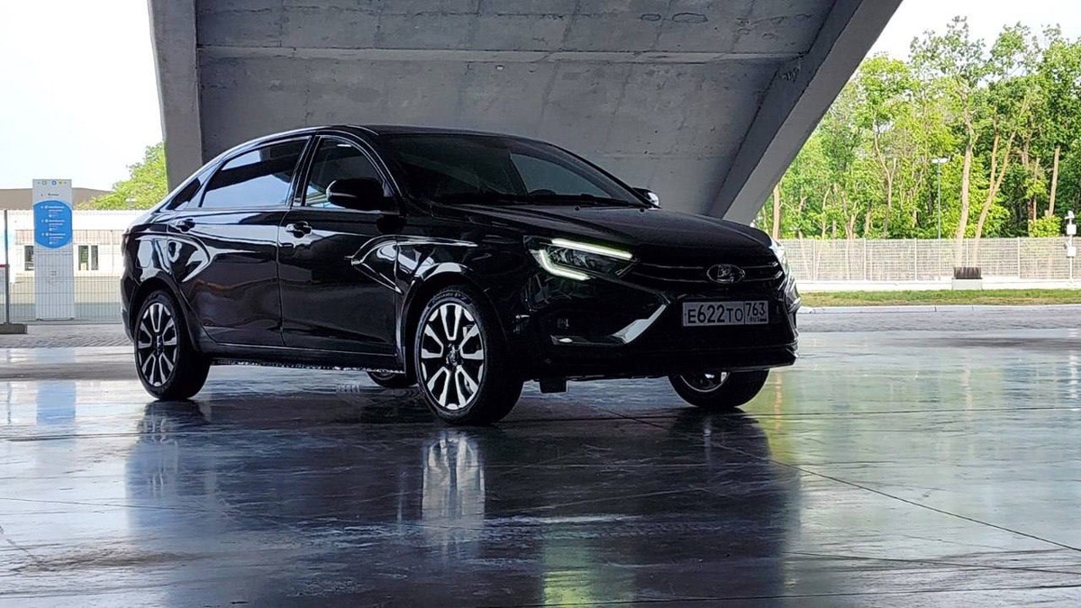 Автоэксперт рассказал, будут ли автомобили Lada востребованы в Иране