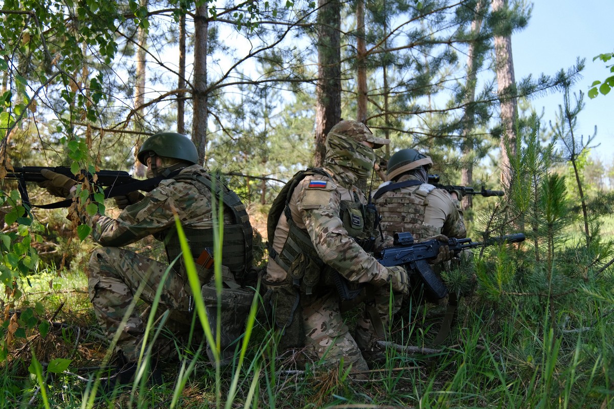 Глава Минобороны Шойгу сообщил о формировании 9 резервных полков для группировок ВС России