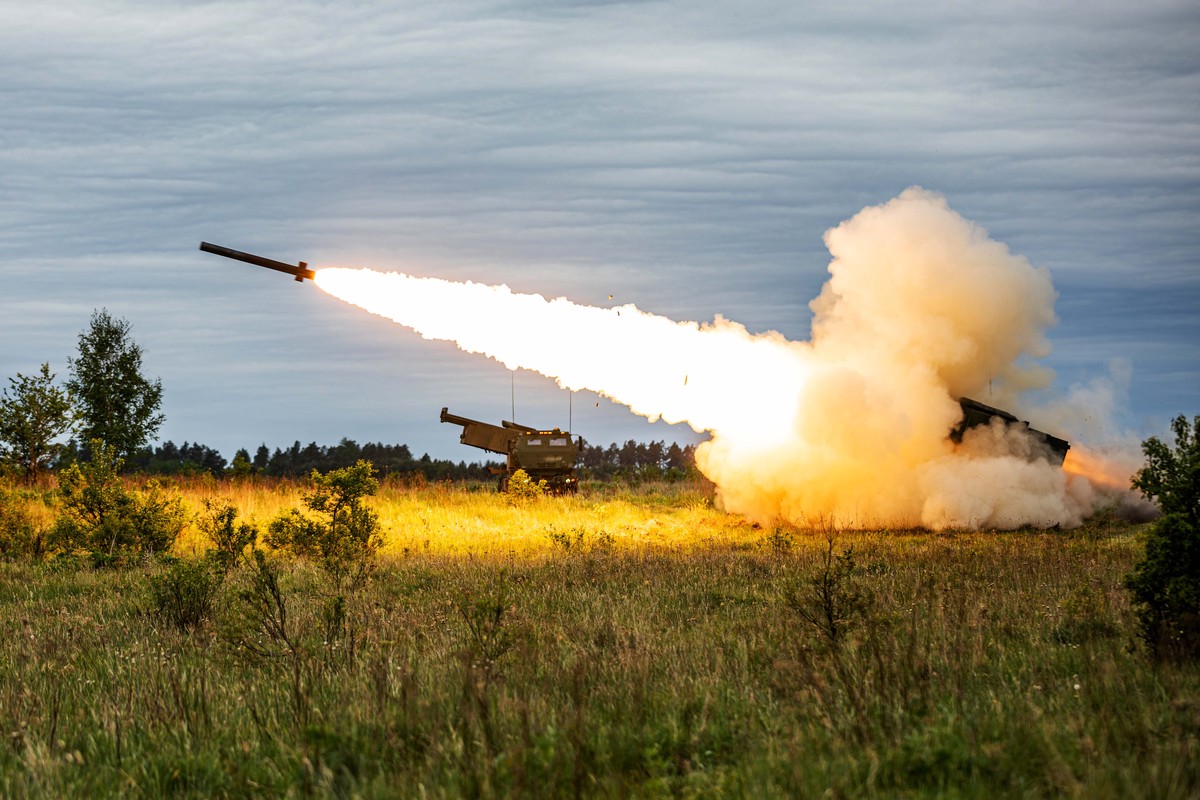 WSJ: США разрешат ВСУ удары по России из HIMARS, GMLRS и артиллерии